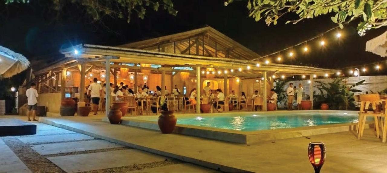 גילי מנו Bungalow Cafe Gili Beachfront מראה חיצוני תמונה